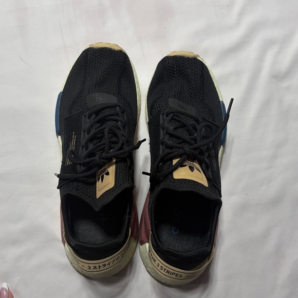 Adidas NMD R1 V2 Core Black 2022 Shoes size 7 - Picture 4 of 8